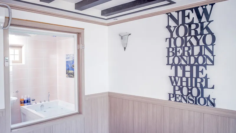[Geoje] A quiet pension with ondol room on the second floor, 1 minute walk from Hakdong Mongdol Beach 8