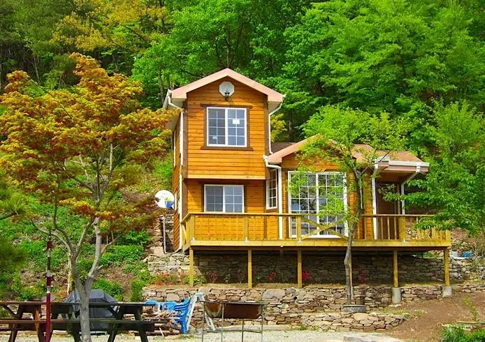 [Goseong] A detached yellow mud house in the mountains of Sangri-myeon 9
