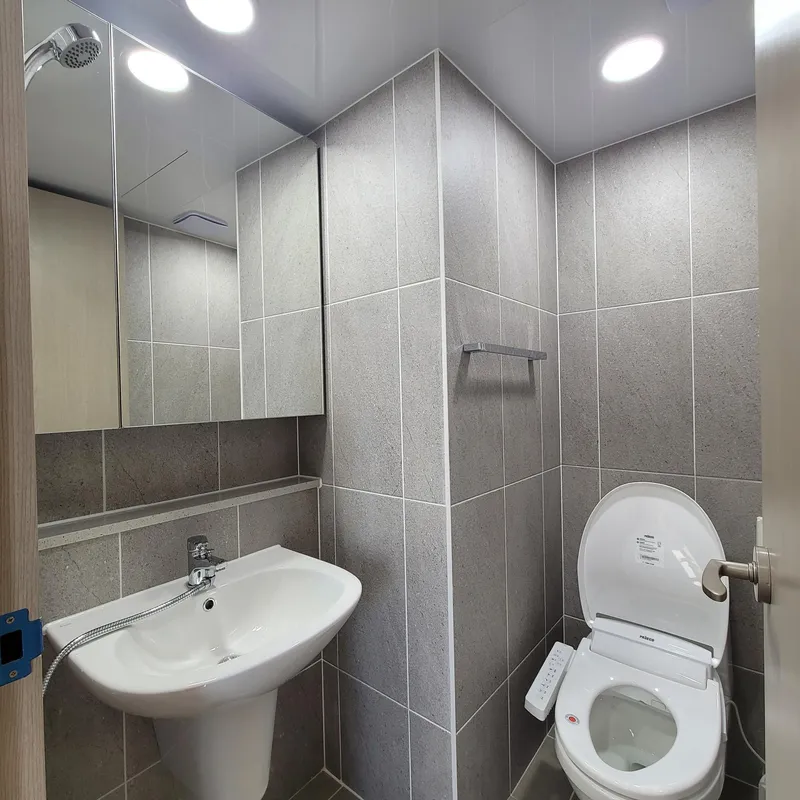 [Ansan] Newly built three-room officetel with Sihwa Lake in the background 12