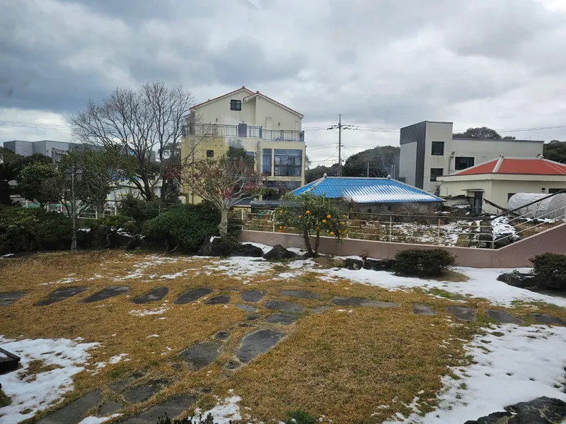 [제주 오라이동] 제주공항차량15분 가족단위추천 방5개 복층독채 32