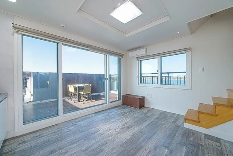 [Sacheon] Pension 201 with a view of the tidal flat and the sea in front of the Bito Island Bridge 5