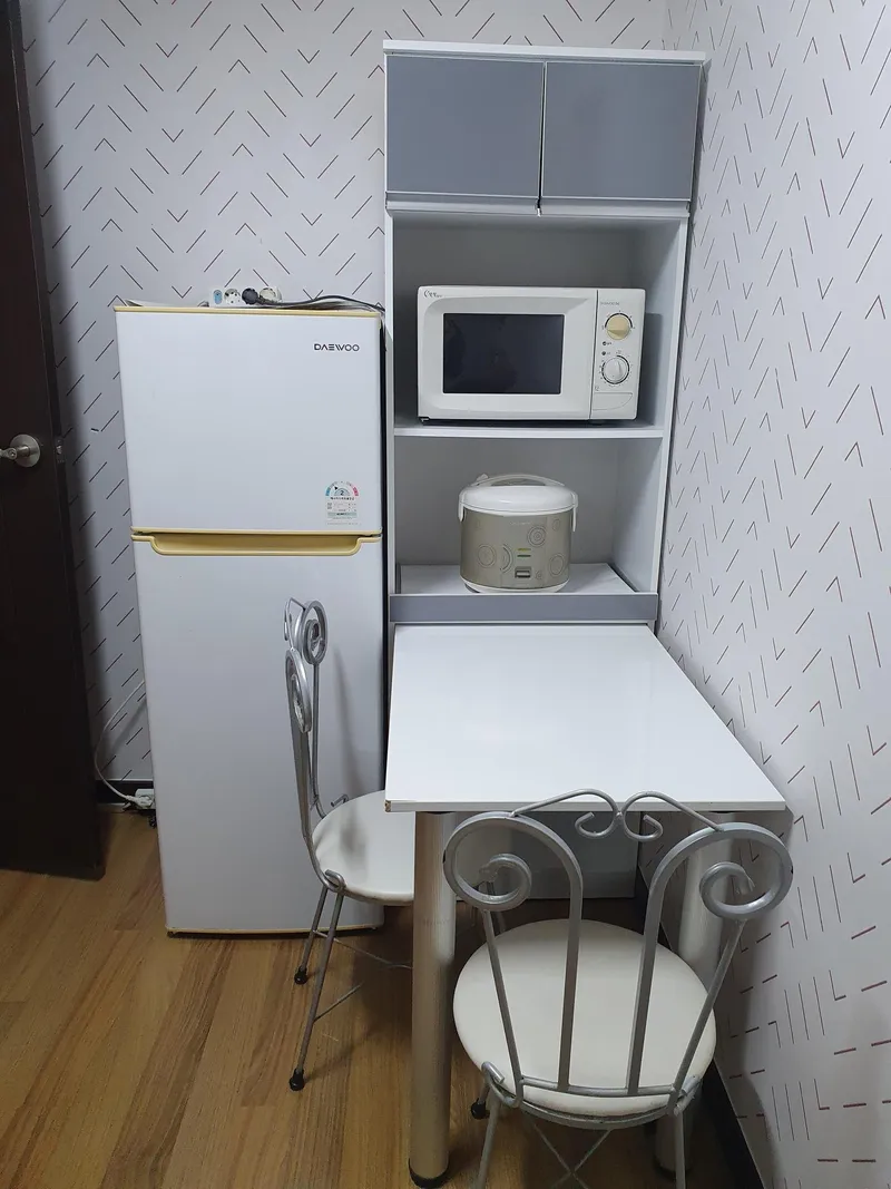 [Donghae] Accommodation with good air 6