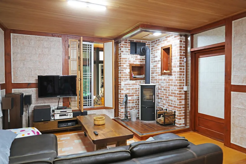 [Suncheon] 5,000 pyeong 1-story yellow clay one-room house with rural experience 3