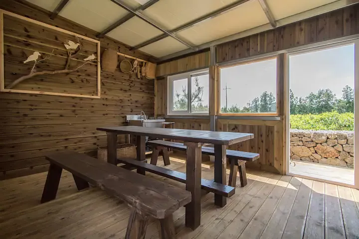 [Seongsan, Seogwipo] Two-room independent pension with the scent of the forest 13