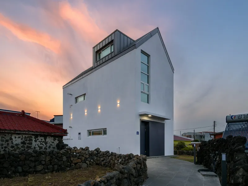 [Gujwa, Jeju] Passive House Pension #Lani Room, 3 minutes walk from Woljeong-ri Beach 9