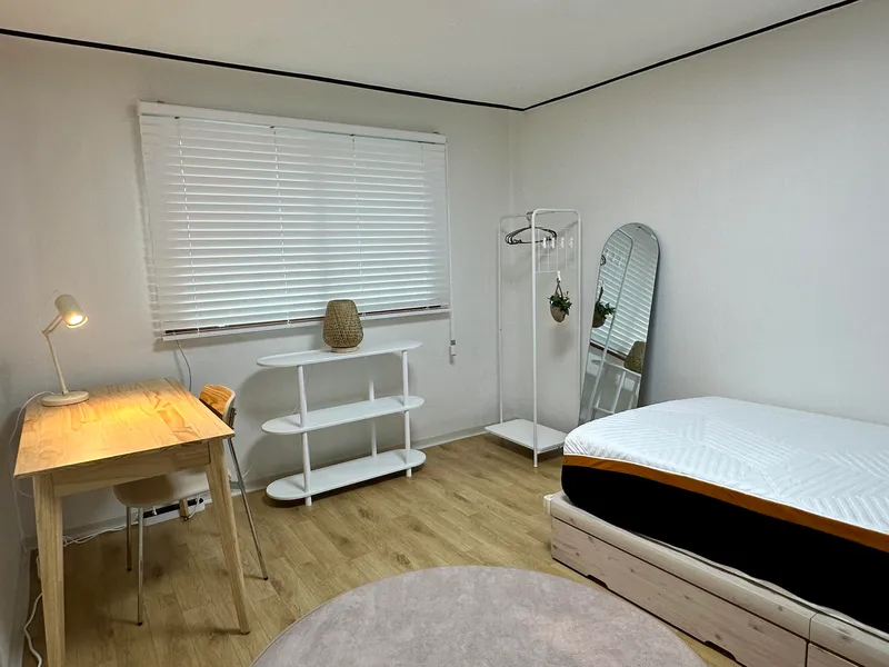[서울 마포] 홍대입구역 8분 쓰리룸 7