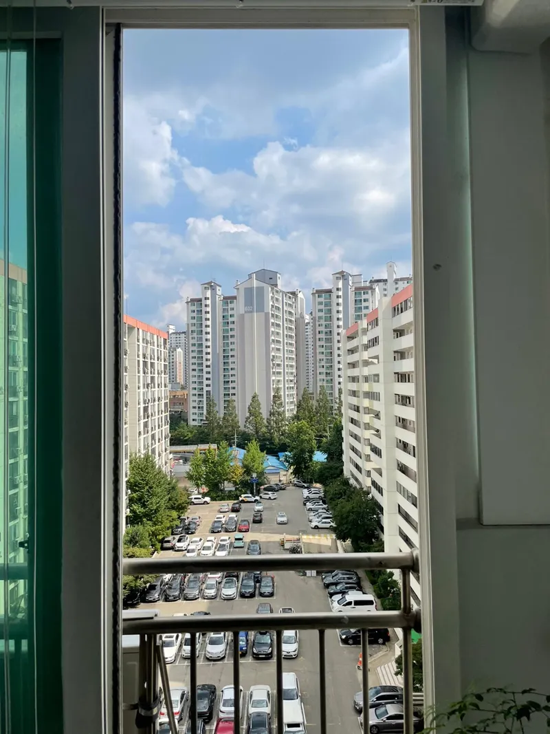 [Guro, Seoul] Sindorim Objet Apartment 9
