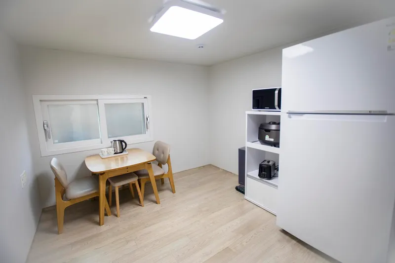 [Seongsan, Seogwipo] Geo House, a fully-furnished stone house living accommodation 24