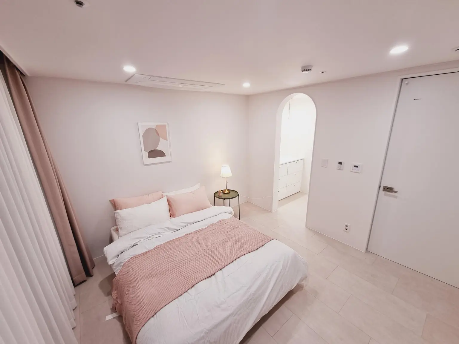 ソウル麻浦サンアム、検索近隣の香東新都市25坪新築3ルームアパートメント - main image