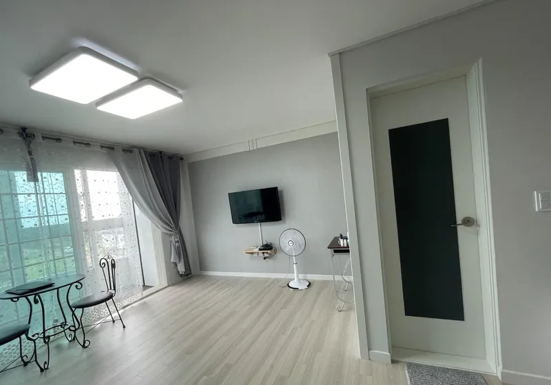 [서귀포 성산] 성산 오션뷰와 가성비 좋은 깨끗한  한달살기 숙소 14