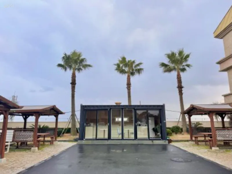 [Seongsan, Seogwipo] A completely private space amidst nature, Shining Penthouse 2nd Floor E2 29