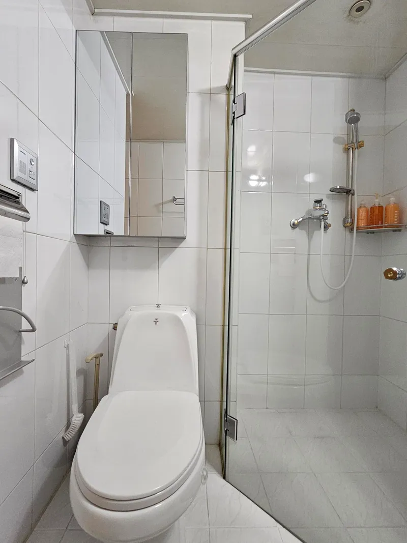 [Gangnam, Seoul] BEST Yeoksam Station 3 min walk 2 double beds 13