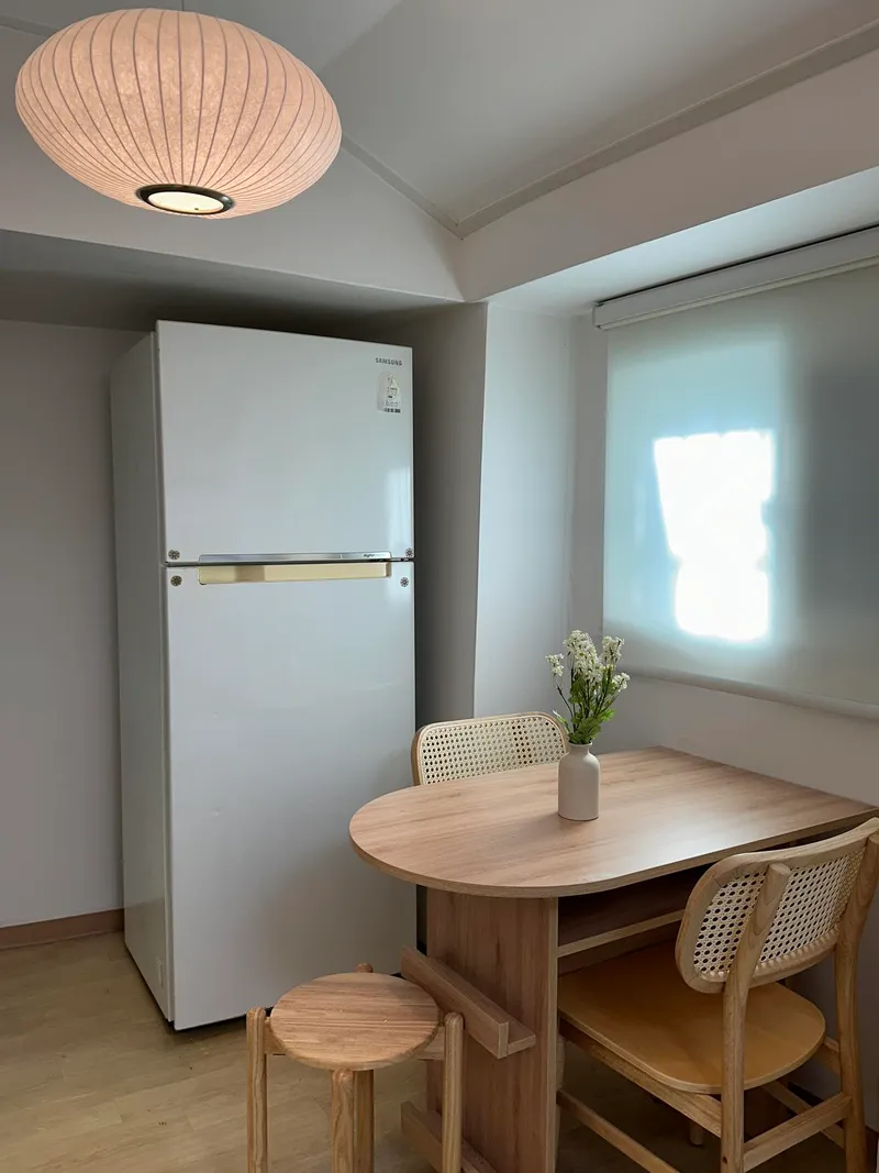 [Mapo, Seoul] Two-room apartment 5 minutes walk from Sinchon Station 9
