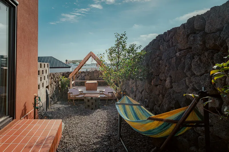 [Gujwa, Jeju] 4 minutes walk from the sea in Woljeong-ri, Jeju Doldam Yard, Bulmyeong Brazier 10