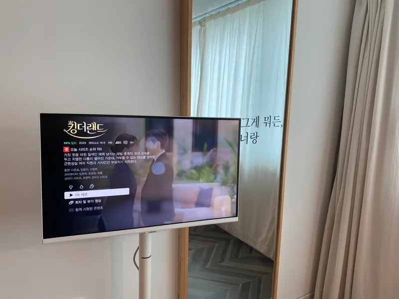 [Gangneung] Hot place in Chodang-dong, cozy and warm studio-style Instagram-worthy accommodation 9