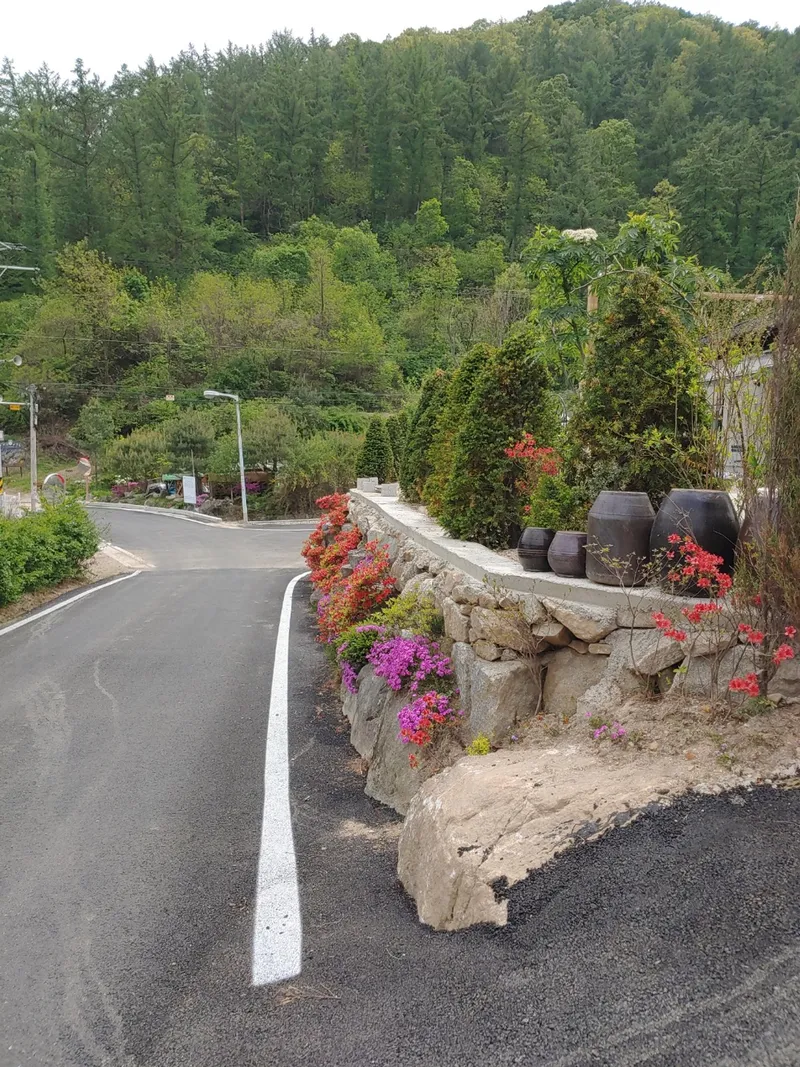 [Yangpyeong] Three-sided Mountain View, 10 minutes by car to Yangpyeong Station, detached one-room independent house 76