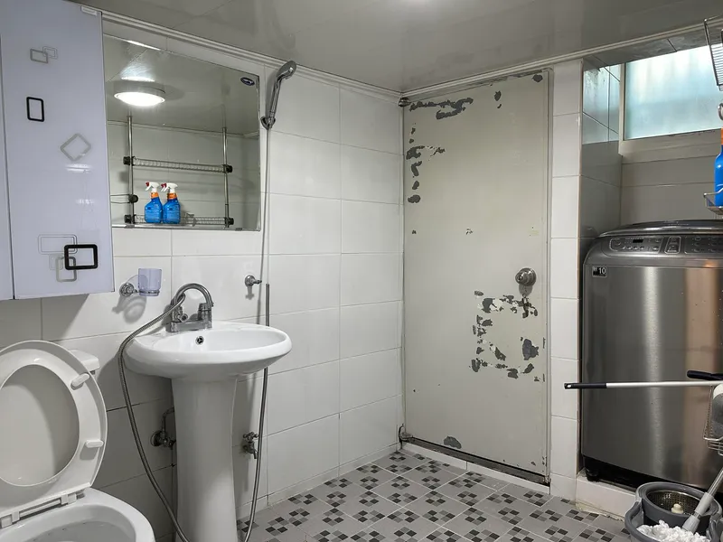 [Mapo, Seoul] Two-room apartment 5 minutes walk from Sinchon Station 13