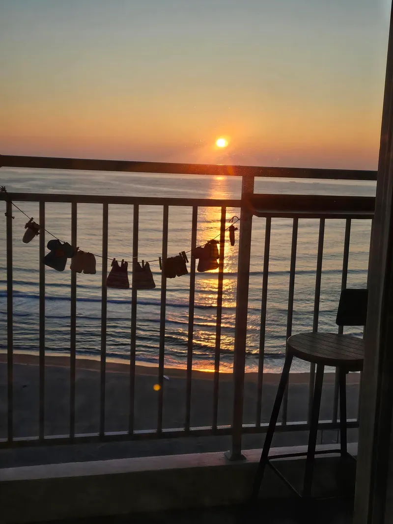 [Yangyang] E7-9 Front ocean view, bed sunrise, full option, high floor, quiet healing accommodation. Netflix provided 24