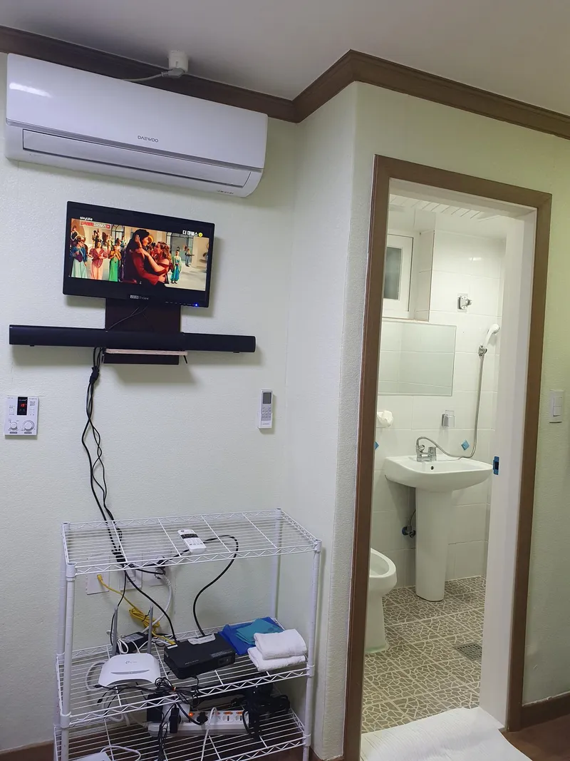 [Paju] Room 104 Netflix + YouTube [Electric bed mat used] 25