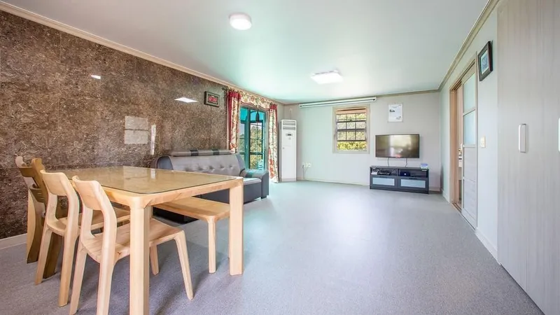 [Ganghwa, Incheon] Ganghwa Tidal Flat Center Entrance Ocean View Pension 4-person Room 3