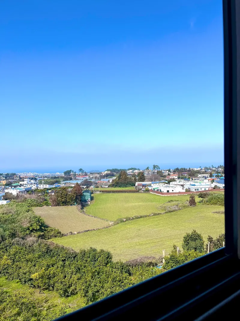 [Aewol, Jeju] “Special price” Jeju Aewol, ocean view, full option, view restaurant 35 pyeong 302 20