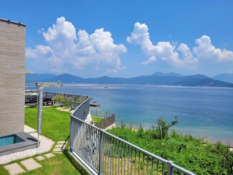 [경남 거제] 모든 객실 바다뷰 펜션 92