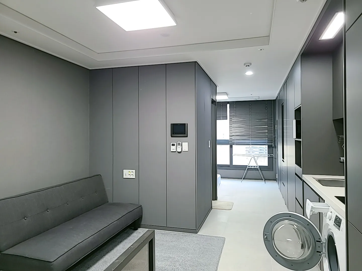 Majeon-dong One-Bedroom Efficiency Apartment