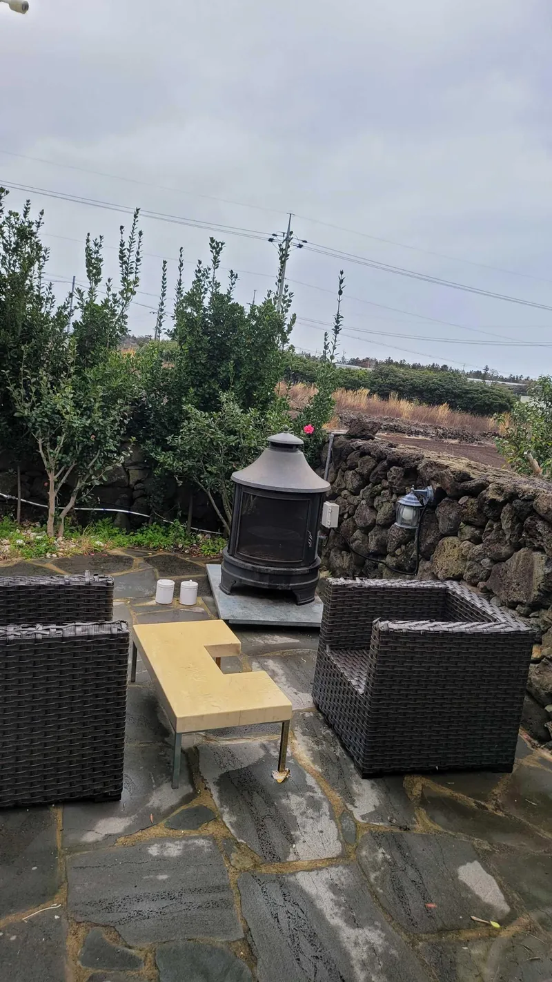 [Andeok, Seogwipo] Dog-friendly accommodation with a sea view near Daepyeongpo Port, Andeok-myeon 30