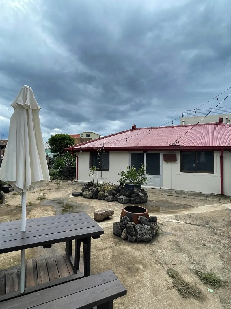 [Jocheon, Jeju] Quiet village with a private house, 1 minute walk to the sea, a village vacation 15