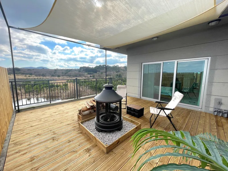[Gujwa, Jeju] Enjoying a fire pit on a private terrace/2nd floor one-room (Ville) 8