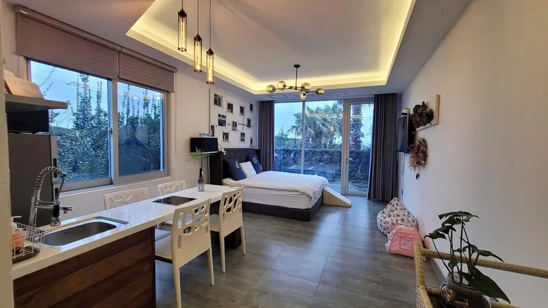 [Andeok, Seogwipo] Dog-friendly accommodation with a sea view near Daepyeongpo Port, Andeok-myeon 28