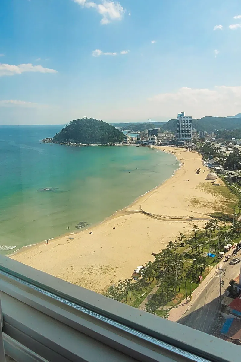 [Yangyang] Right in front of Dongsan Beach, 15th floor, perfect ocean view 1 second, two rooms 17