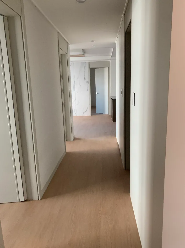[Suwon][Suwon Gwonseon-gu] 3-room officetel near Suwon Station 2