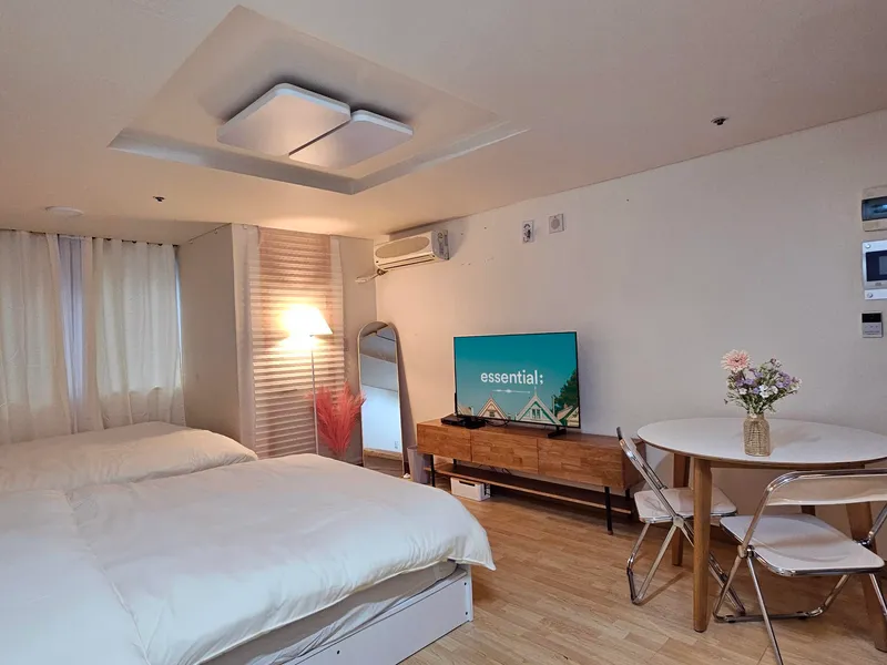 [Gangnam, Seoul] BEST Yeoksam Station 3 min walk 2 double beds 6