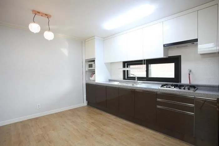 [Gijang, Busan] Three-room group pension with pet-friendly room #Green Building 2nd floor 5