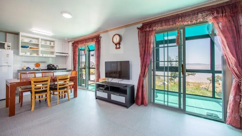 [Ganghwa, Incheon] Ganghwa Tidal Flat Center Entrance Ocean View Pension 2-person Room 10
