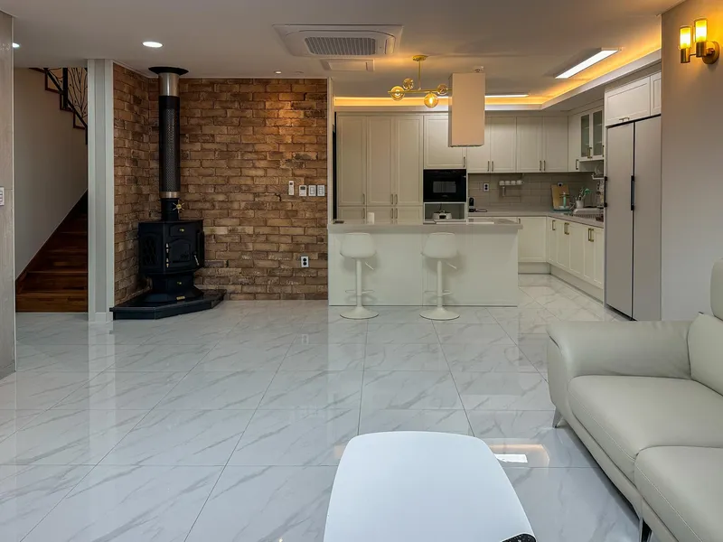 [Hapcheon] Gayasan Mountain View Forest District 2nd Floor 4 Room Private House #Barbecue Grill Yard Pond 3