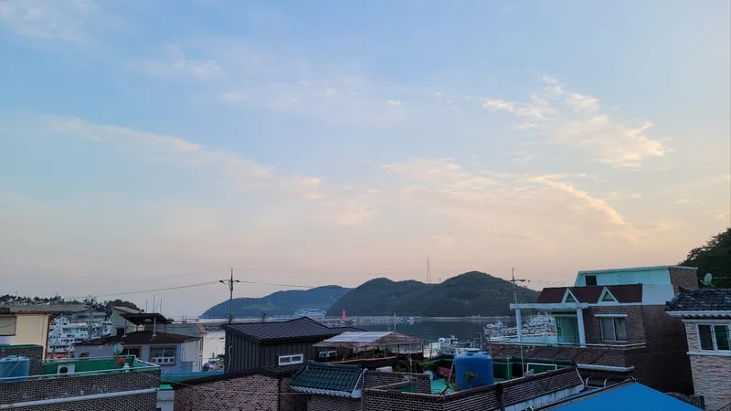 [경남 통영] 단독으로 프라이빗하게 즐기는 감성 독채숙소, 루프탑 오션뷰 16