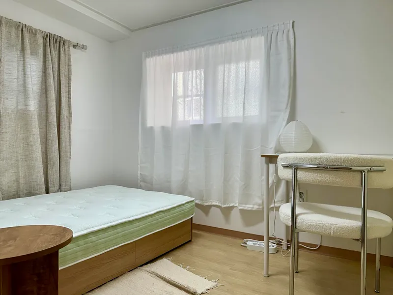 [Mapo, Seoul] Two-room apartment 5 minutes walk from Sinchon Station 7