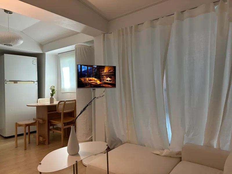 [Mapo, Seoul] Two-room apartment 5 minutes walk from Sinchon Station 12