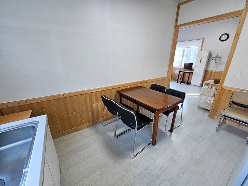 [Goseong] A villa-like house on the second floor of a mountain valley by the sea, Sopung-dong 8