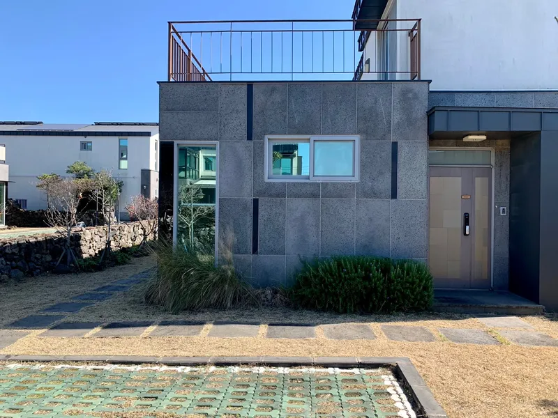 [제주 애월] #넓은 독채 #잔디마당 #바베큐데크 #복층 #가까운오름 3 11