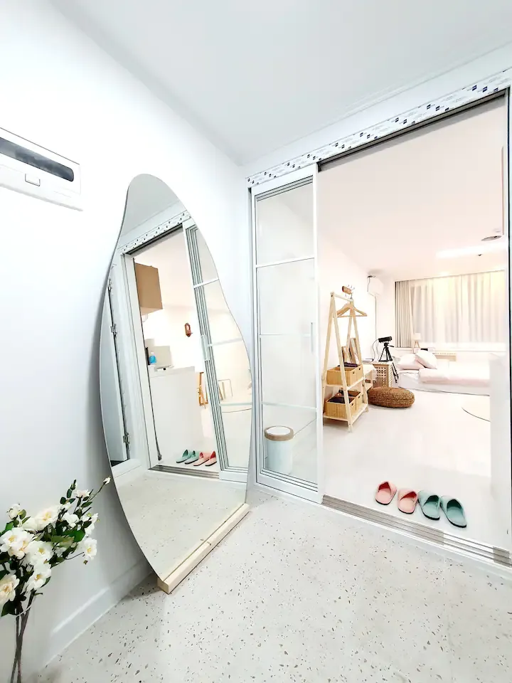 [Sokcho][Sokcho Anuparm] Modern White Studio with Fantastic Views of Seoraksan Mountain and Yeongnangho Lake 9
