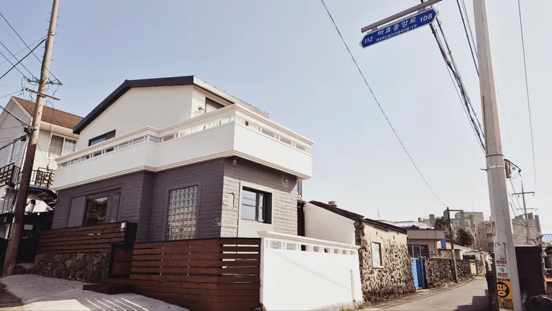 [Hahyo-dong, Seogwipo] Soysoggak Cozy House Two-room Duplex House 62