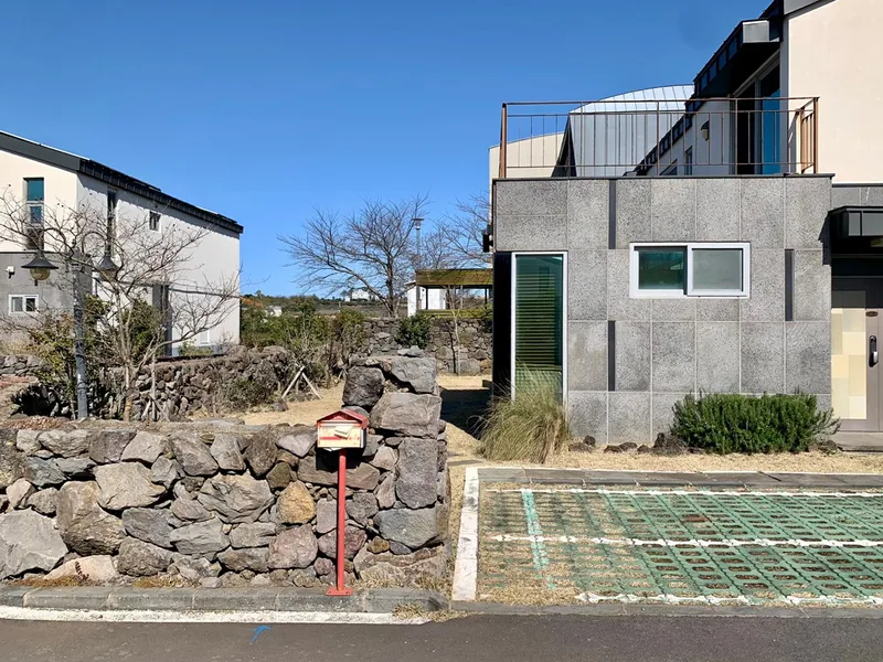 [제주 애월] #넓은 독채 #잔디마당 #바베큐데크 #복층 #가까운오름 2 25