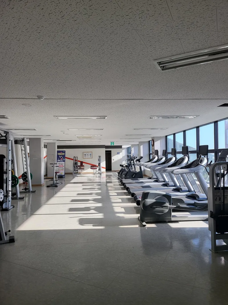 [Geoje] 34 pyeong top floor three-room with full option of mountain and sea view 19