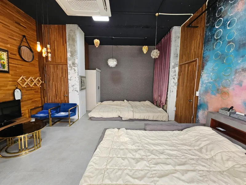 [Gijang, Busan] European-style two-room private pension #3 bathrooms #2 shower rooms 2