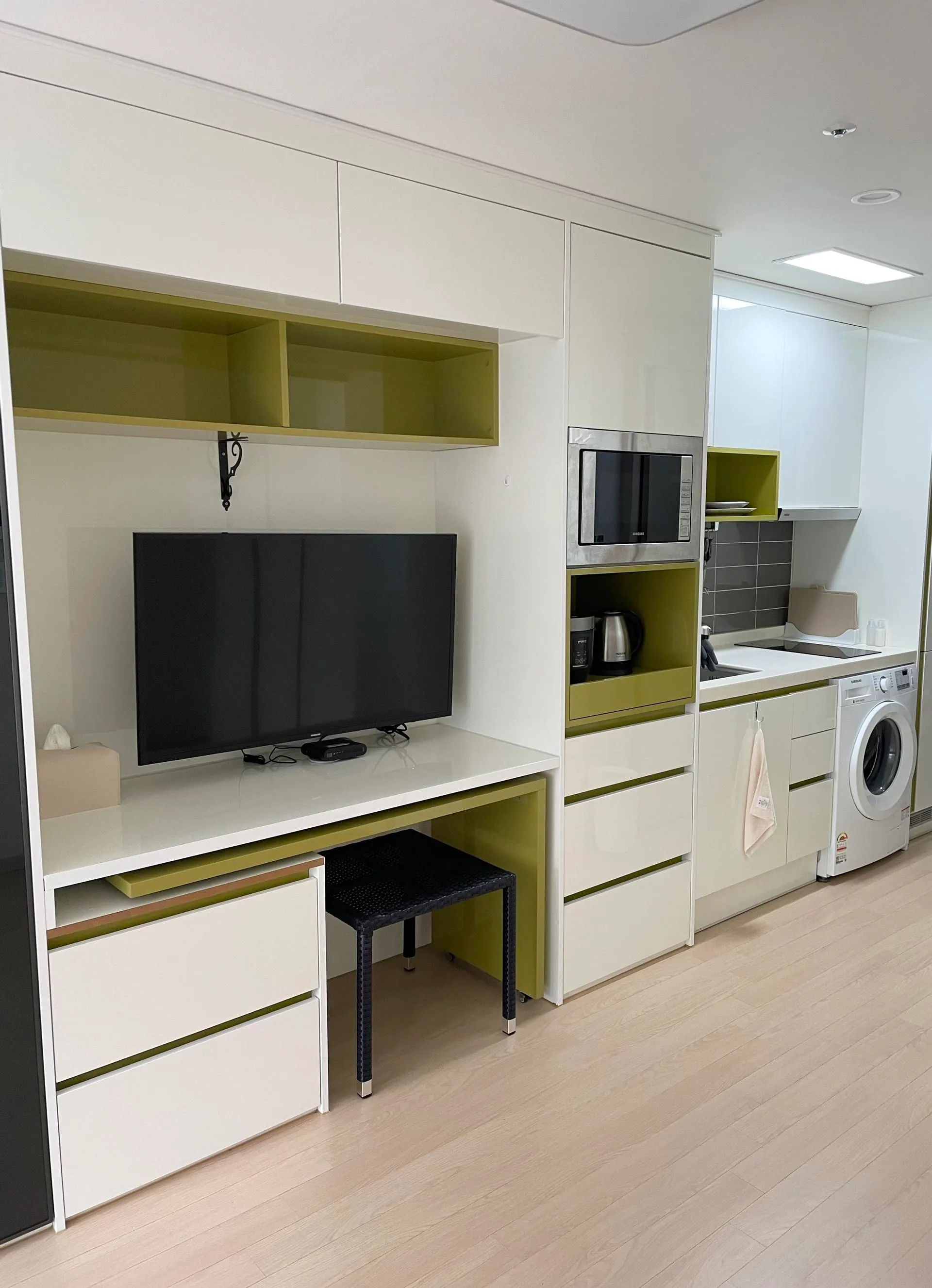 Jungmun-dong Ocean-View One-Bedroom Residence