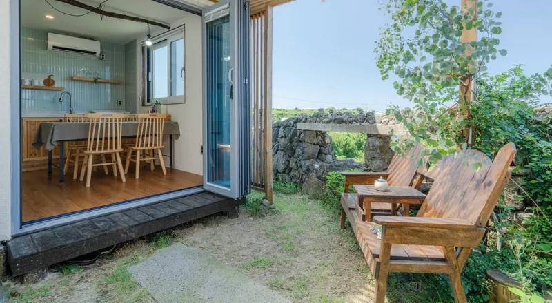 [Aewol, Jeju] Half-price discount event for full moon #Jeju emotional accommodation #Ghibli emotional #Moon 70