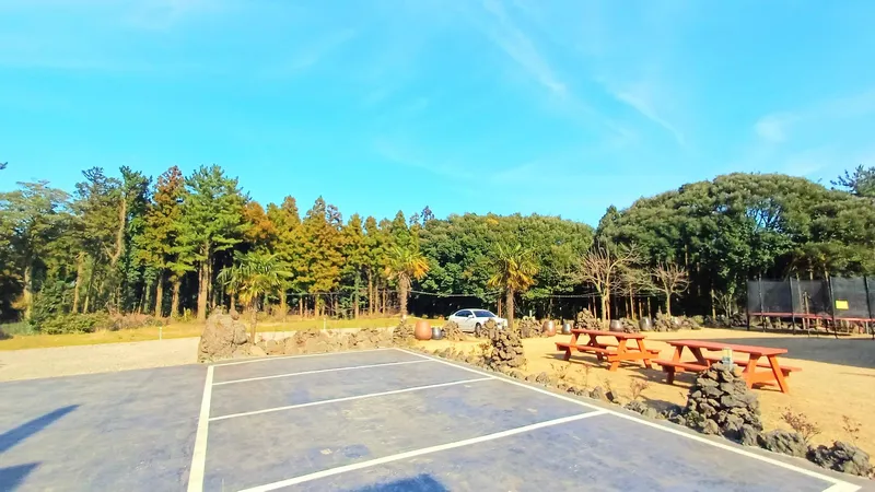 [Gujwa, Jeju] Jeju Shinsang Pension 102 with a beautiful garden and forest 14